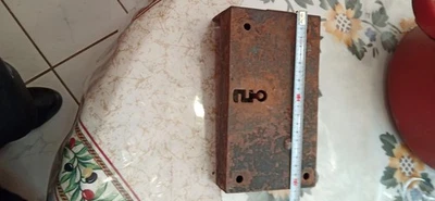 ANCIENNE SERRURE DE DEPENDANCE DE CHATEAU OU DE MAISON BOURGEOISE - Photo 1/3