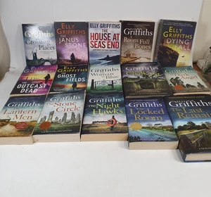 Elly Griffiths Ruth Galloway Mysteries Series Complete 15 Book Set ( 2 signed ) - Imagen 1 de 11