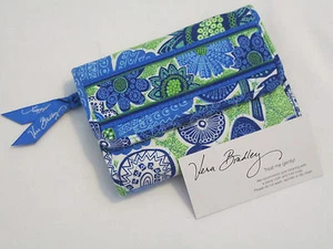 Vera Bradley DOODLE DAISY Euro WALLET Coin CARDS Trifold 4 Purse BACKPACK  EUC - Picture 1 of 4