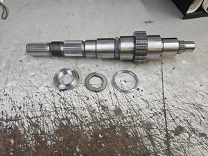 NV27173 DODGE RAM NV4500 5SPD 4X4 MAINSHAFT OUTPUT SHAFT KIT 4882318-R - Bild 1 von 2