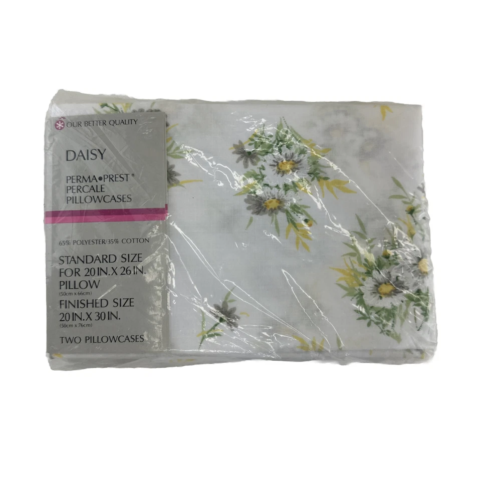 VINTAGE SEARS ROEBUCK SWEET DAISIES YELLOW GREEN FLORAL 2 STANDARD PILLOWCASES - Image 1 of 4