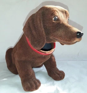 Wackeldackel dunkelbraun- Oldtimer Hutablage - Wiener, Wackel Hund braun - Bild 1 von 1