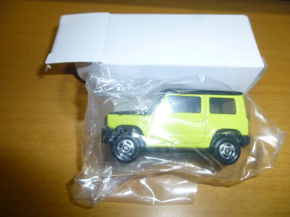 Tomica Suzuki Jimny Special Color (Tomica Full Refueling! Job Transformation - Image 1 of 1