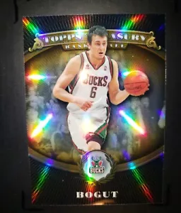 2008-09 Topps Treasury #24 Andrew Bogut Refractor Serial # 884/999 Bucks - Picture 1 of 2