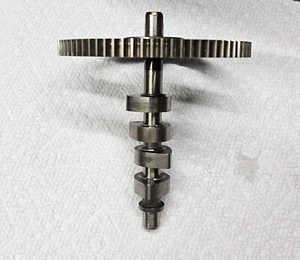 GENUINE OEM BRIGGS & STRATTON CAMSHAFT 790562 / 797242 - Picture 1 of 4