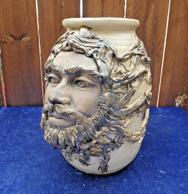 VINTAGE RARE 1976 JIM KOZLOWSKI WIZARD OF CLAY GROTESQUE 2 FACED STONEWARE CROCK - Image 1 of 4