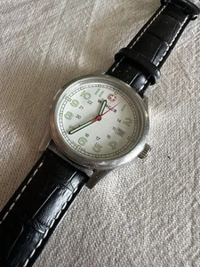 Wenger Swiss 7240X/T Leather Canvas Strap Men's Watch NEEDS BATTERY - Picture 1 of 5