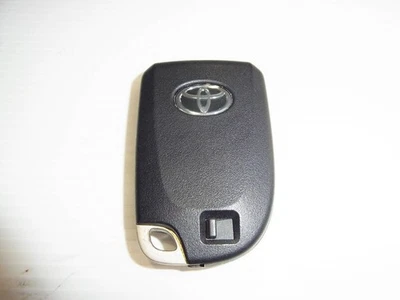 [Excellent+] Toyota Hiace 4 Button OEM Smart Key Blade 007-AB0066 - Image 1 of 4