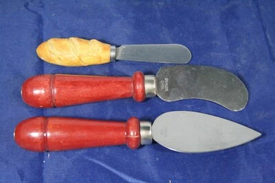 Cuchillos esparcidores de cuchillos para servir mantequilla vintage Boston Warehouse y otros Foto 1 de 4