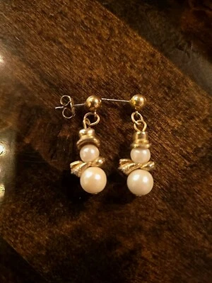 Pendientes de muñeco de nieve de perlas blancas de imitación de perlas de Avon de 1998 con  Foto 1 de 2