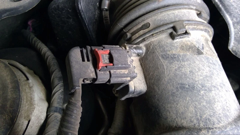 Medidor de flujo de aire de inyección de combustible usado se adapta a: Chevrolet Impala 2014 grado A Foto 1 de 4