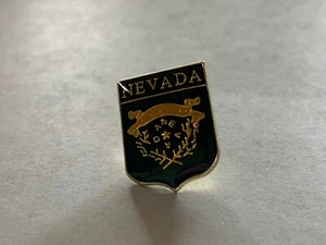 Nevada pin, State pin, crest pin, Nevada crest pin, souvenir pin, keepsake - Picture 1 of 3