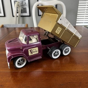 Vintage Ertl International Harvester Loadstar Deluxe Dump Truck, 1960s - Picture 1 of 13