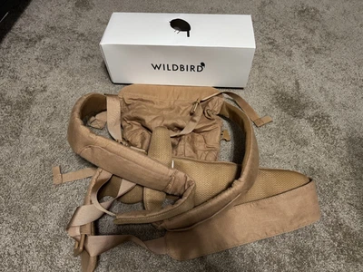 Porta-bebês de linho aéreo WildBird - Areia (bege/castanho) - Excelente estado usado - Imagem 1 de 3