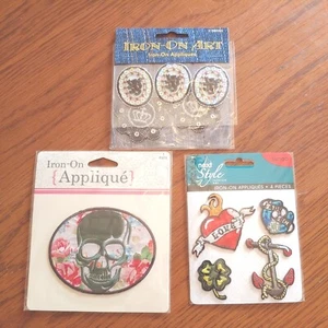 Parches de hierro calavera amor trébol Ect nuevo - Imagen 1 de 2