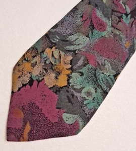 JT Beckett Men's Necktie Tie Floral Maroons & Greens 100% Rayon Made in USA - Picture 1 of 7