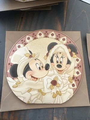 Minnie And Mickey Holiday Pop Up Card - Image 1 of 3