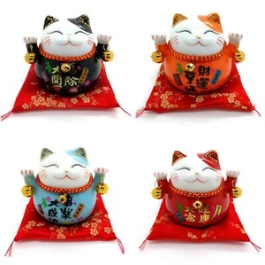 Starlet24® 12cm Spardose Keramik Winkekatze auf Kissen Glückskatze Glücksbringer - Bild 1 von 21