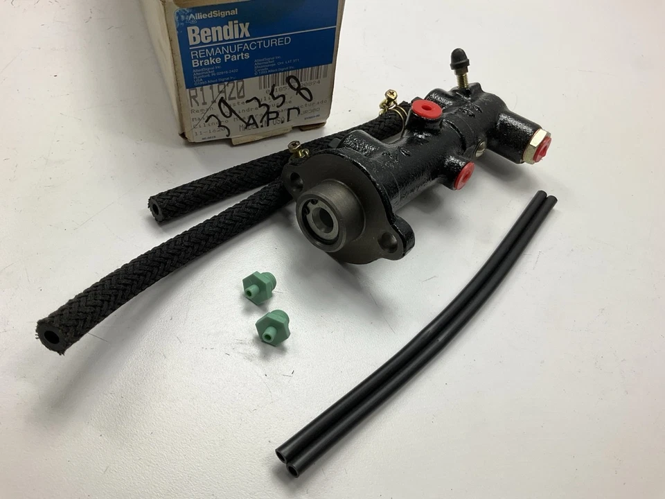 REMAN. Cilindro maestro de freno Bendix R11920 para Mazda 626 1981-1982 Foto 1 de 4