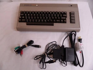 Disipadores de calor Commodore C64 probados por computadora nueva fuente de alimentación cable de video - Imagen 1 de 23
