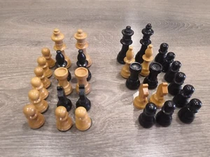 Ancient wooden small chess of the USSR - Picture 1 of 10