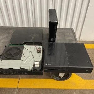 Lot Of 4 Untested / For Parts Video Game Consoles - Xbox One, PS3, Xbox 360 - Picture 1 of 12