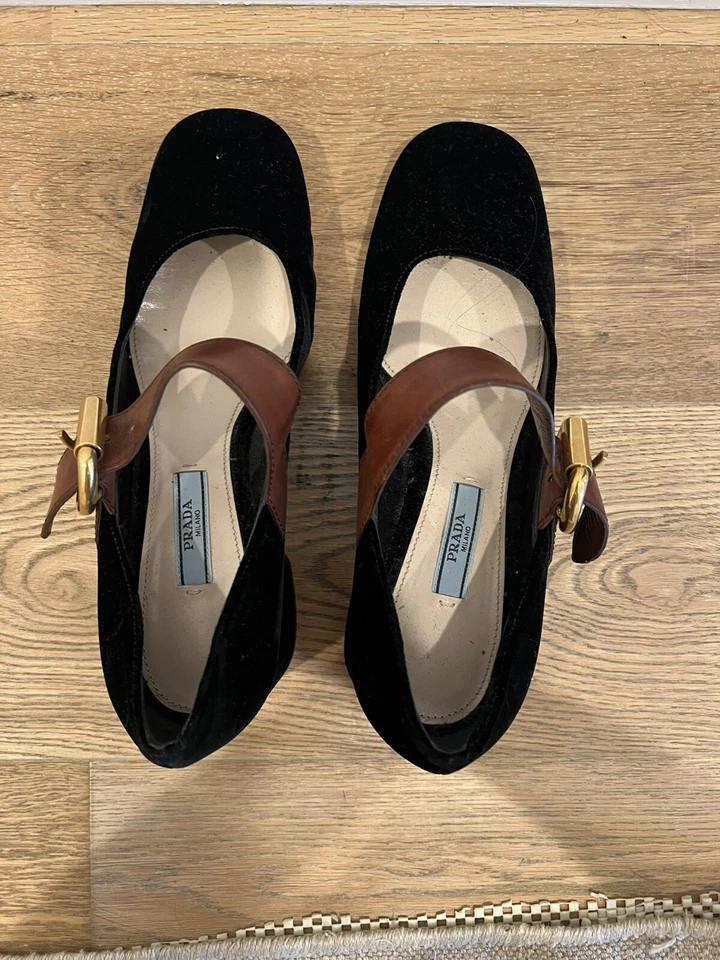 prada mary jane 37 Foto 1 de 4
