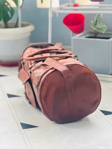 Men's New AfforedablLeather Travel Luggage Duffel Gym Holdall Weekend Sports bag - Picture 1 of 5