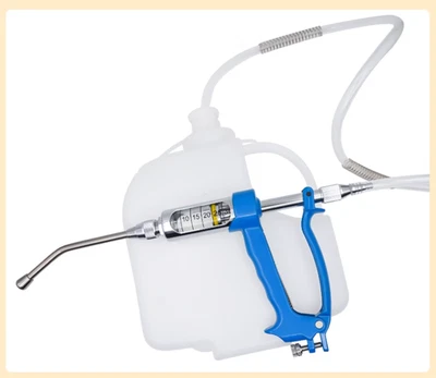 30 мл ветеринарный пистолет для непрерывного кормления автоматическая подача металлический пистолет с бутылкой - Изображение 1 из 4