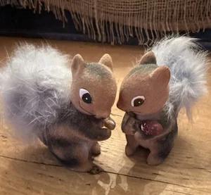 2 Vintage Flocked Squirrel Figures Made in Japan - Picture 1 of 4