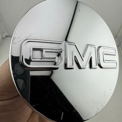 GMC YUKON SIERRA CENTER CAP WHEEL HUB  COVER 2014-2019 3.25" 20942032 20941995 - Image 1 of 4