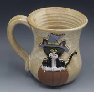 MUDWORKS POTTERY USA CAPPELLO DA STREGA GATTO CON ZUCCA TÈ TAZZA CAFFÈ HALLOWEEN - Foto 1 di 7