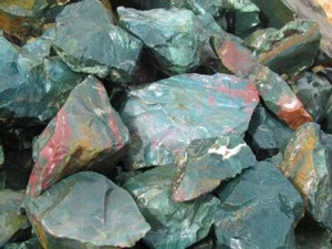 100% Natural Blood Stone Rough Stone LB or OZ (Crystal Wholesale Bulk Lots) - Picture 1 of 5