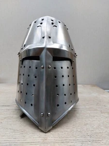 Mittelalterlicher Stahl Templer Kreuzritter Ritter Rüstung Helm Reenactment LARP - Bild 1 von 4
