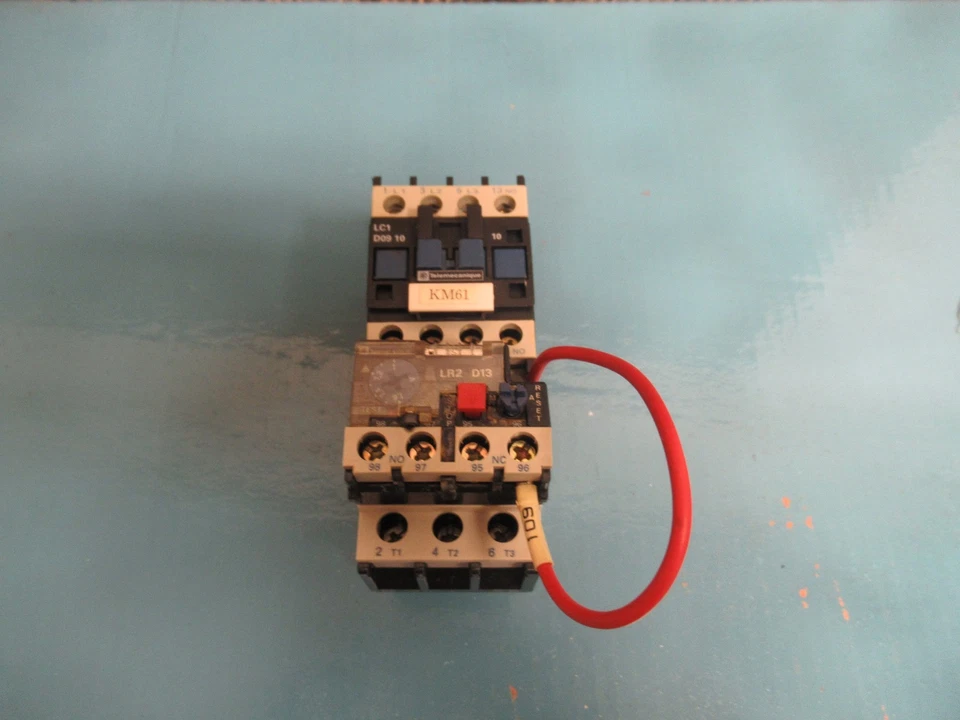 GE GENERAL ELECTRIC MOTOR STARTER CL00D310T 24V COIL 600V W/RTM1M & BCLF10  - Image 1 of 1