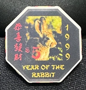 Casino San Pablo $5 Hexagon Chip-Year of the Rabbit 1999 - Picture 1 of 2