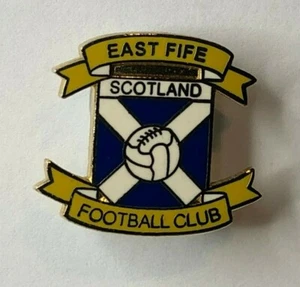 East Fife Football Club enamel Badge 19 x 21 mm - Picture 1 of 3