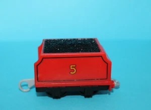 Thomas Trackmaster No 5 2013 James's Tender rojo vagón de tren Mattel Guillane - Imagen 1 de 3