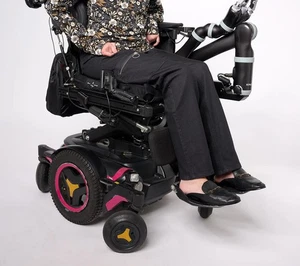 Denim & Co. Sz 1X Adaptive Comfy Knit Patch Pocket Wheelchair Jean BLACK A611541 - Picture 1 of 1