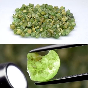 💎 100.62ct 151pcs Lot Rough Natural Green Demantoid Garnet - Madagascar Gems - Picture 1 of 6
