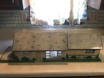 CASA DE MUÑECAS MARX TIN RANCH Juego Años 50 Litografía Metal Mediados de Siglo RARO Bonito Juguete Foto 1 de 4