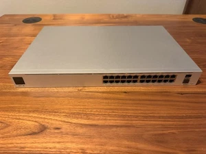Ubiquiti Networks UniFi Switch PRO 24 PoE Switch - USW-Pro-24-POE - Bild 1 von 3