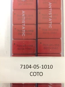 7104-05-1010 COTO RELAY REED 4PST 500MA 5V TH 2 PIECES - Picture 1 of 1