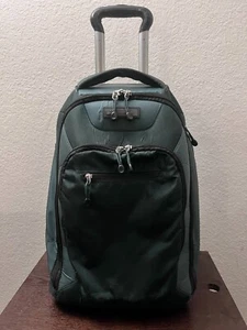 Equipaje de mano con ruedas REI verde rodante 17" de viaje - Imagen 1 de 12