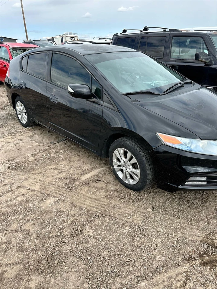 Used Tire Pressure Monitoring System (TPMS) Control Mod fits: 2012 Honda Insight - Image 1 of 4