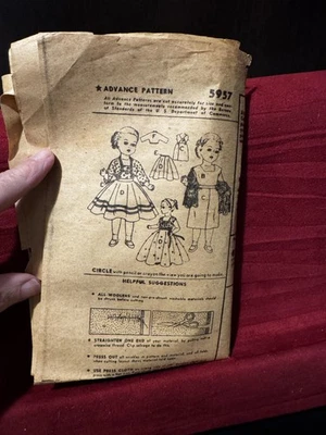 Armario Muñeca Toni Vintage Advance 5957 Patrón Costura Años 50 Completo No Foto 1 de 4