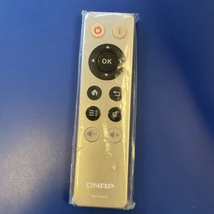 Genuine QNAP RM-IR002 NAS Remote Control New - Picture 1 of 2