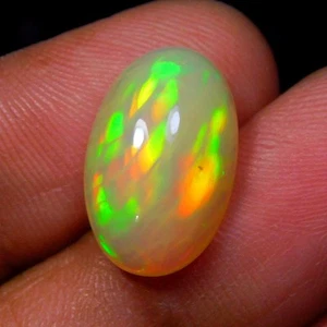 Seltener äthiopischer Opal Cabochon Waben Edelstein Größe 15,6 x 10 x 5,7 mm 4,25 kt - Bild 1 von 3