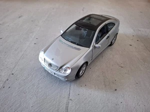 Mercedes-Benz C-Klasse Sportcoupe, silber, 1:18, Maisto, Version 1 - Bild 1 von 15