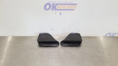 09 DODGE CHALLENGER SRT DOBLE CAPÓ VENTILACIÓN CONJUNTO PAR 55399339AB 55399338AB Foto 1 de 4